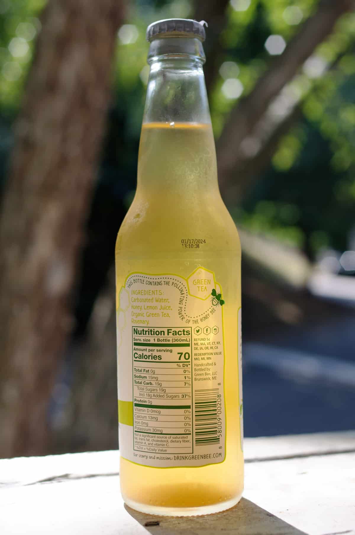 Green Bee Green Tea Honey Soda Glass Bottle Nutrition Facts TheHoneyReview.com